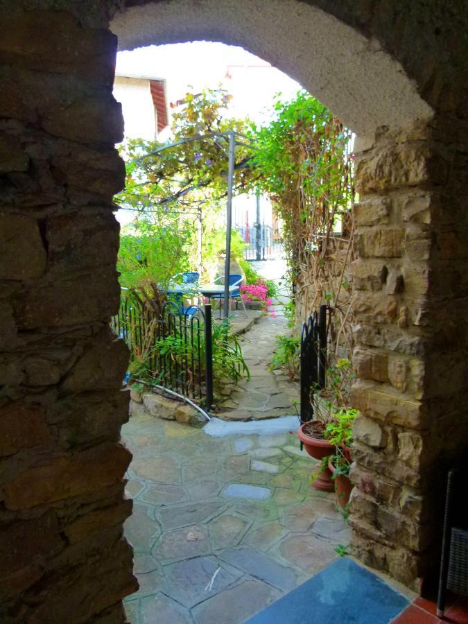 Un Posto Al Sole Villa Diano San Pietro Exterior photo